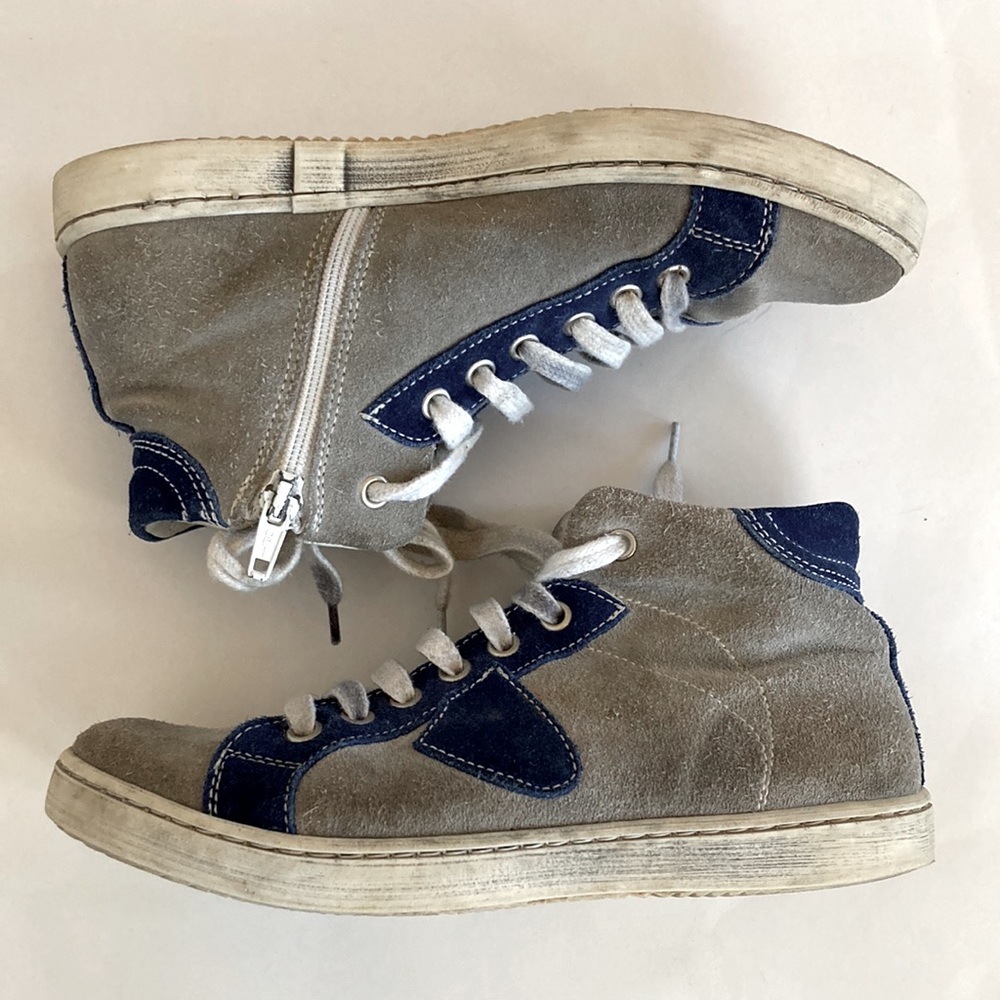 Boys Distressed Ankle Top Sneakers - Picture 3 of 7
